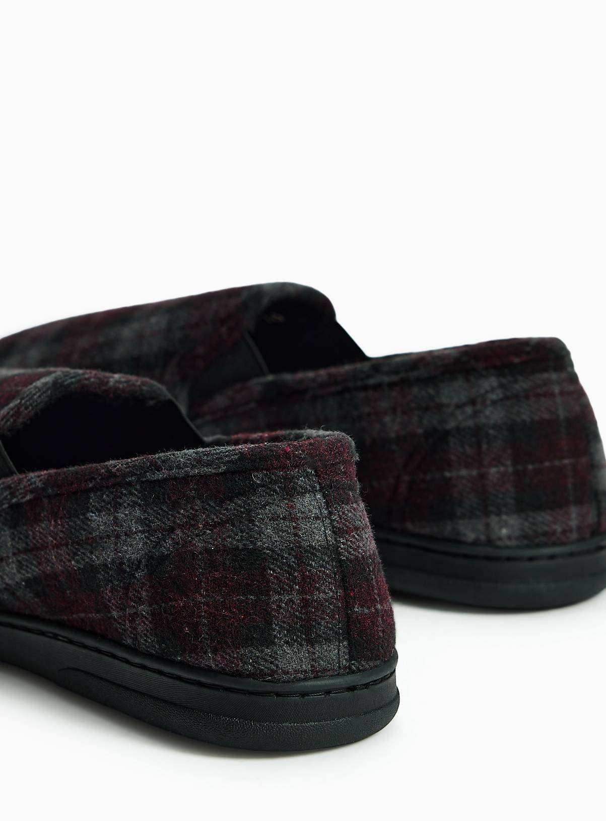 Burgundy Check Borg Full Slippers 9 - Image 4
